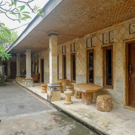 Hotel Kampoeng Drini Redpartner Brono Exterior foto